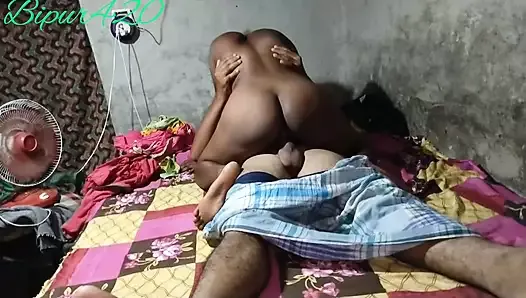 Mera Pati so Rahatha to Me Use Nanga Karke Khub Chudwaya